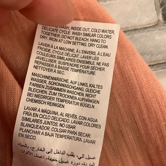 💰PENNINGTONS Coral Short Sleeve Ruffles Bottom Blouse 1X - Picture 11 of 11